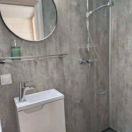 Tiny House Am Guckenberg In 度假居 迭斯
